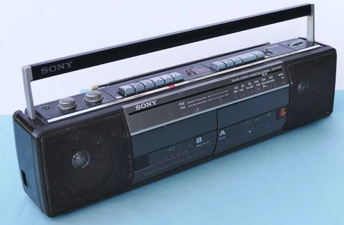 Vintage SONY CFS-W301 Dual Cassette Radio Recorder AM/FM -works great-SOUNDRIDER