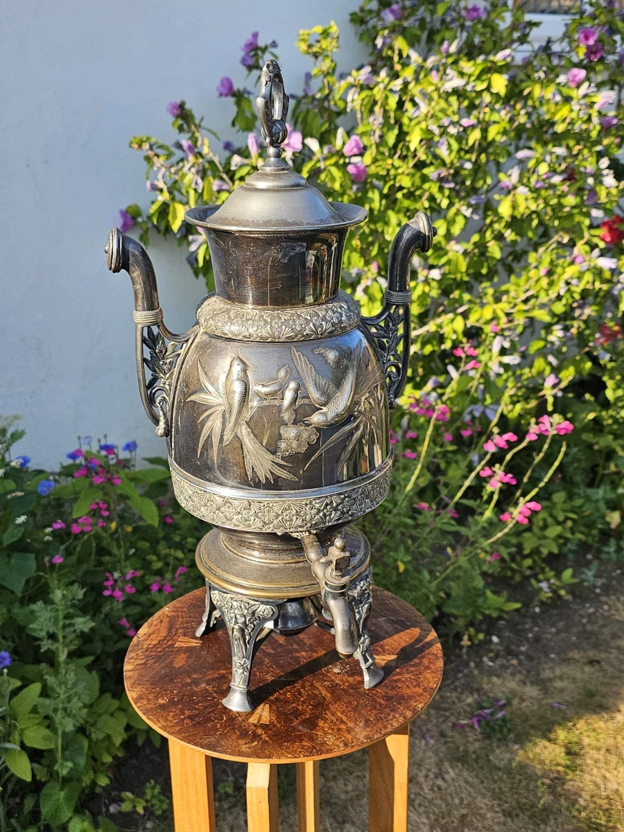 【MERIDEN】神話モチーフのティーポット / 高杯【シルバープレート】 Meriden Britannia Antique US Silver-Plated Teapots, Coffee Pots