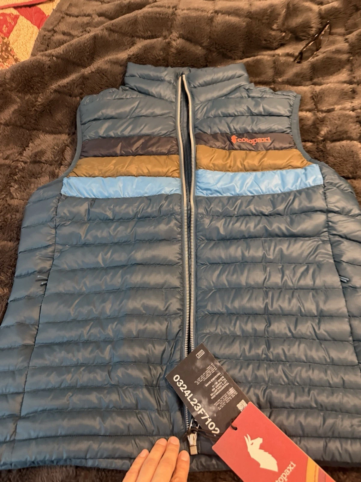Cotopaxi Fuego Men's M 800 Fill Down Full Zip Striped Puffer Vest Blue image 2