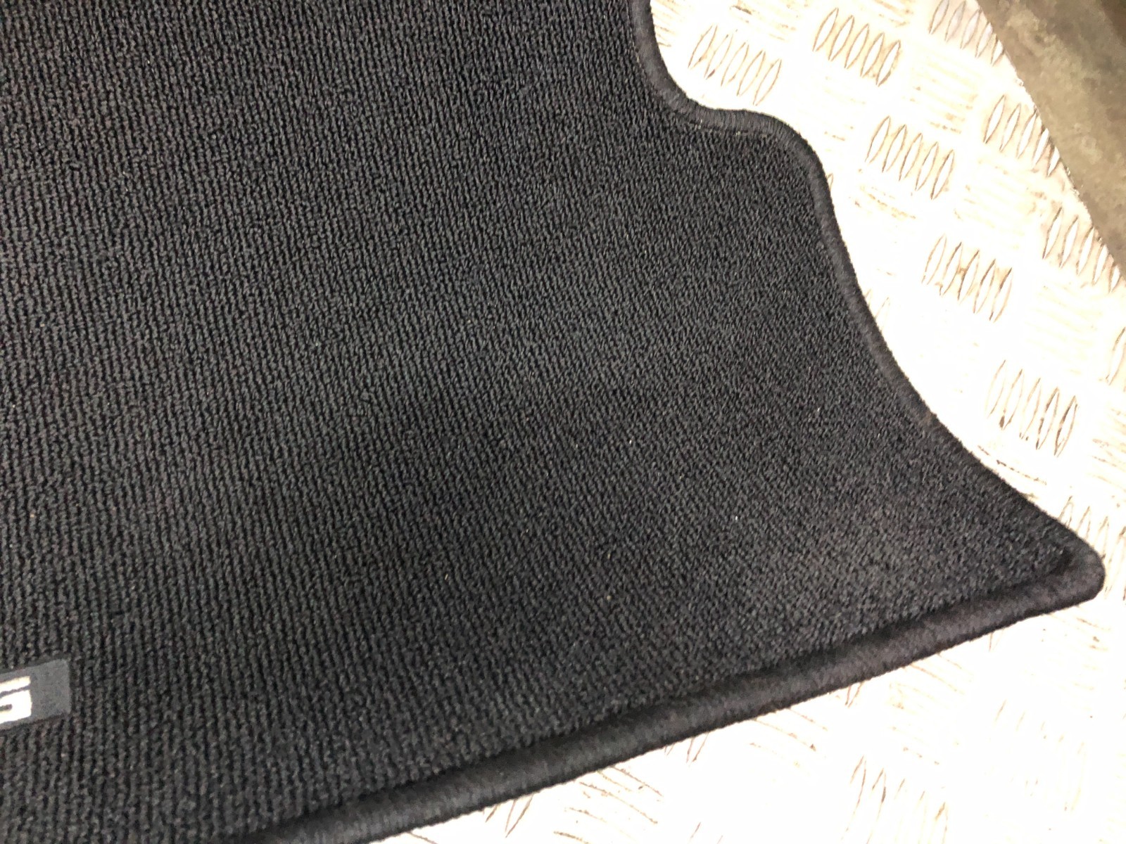 Picture 8 of 24