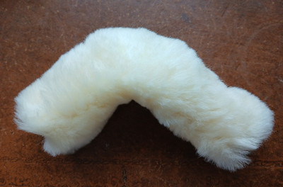 SHETLAND PONY ECHT WEICH MERINO SCHAFFFELL WOLLE ÄRMEL FÜR POLL/NASE 8''oder 11''