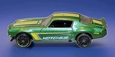 2011 Hot Wheels 1970 Green Camaro TM GM 1/64 Yellow Trim