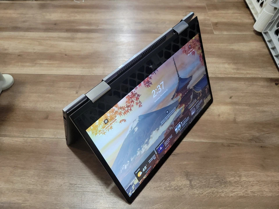 Portátil HP ENVY x360 2 en 1 15,6" - Intel Core i5 - 12 GB de memoria - 256 GB SSD Foto 3 de 4