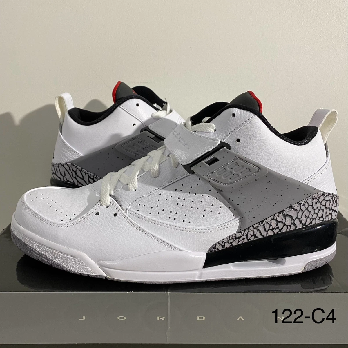 Air Jordan スニーカー Jordan Flight 45 White - 364756-161 for Sale | Authenticity