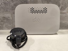 Sky Q Wireless WIFI Booster Repeater WiFi extender Model EE120 & Power Supply 