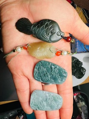 Jade JADEIT Anhänger FISCH LOTUS BERG FLUSS NATUR 天然和田玉翡翠吊坠