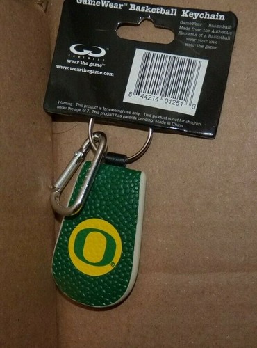 NEW NCAA Oregon Ducks Basketball Keychain Keyring NEW NWT - 第 2/2 張圖片
