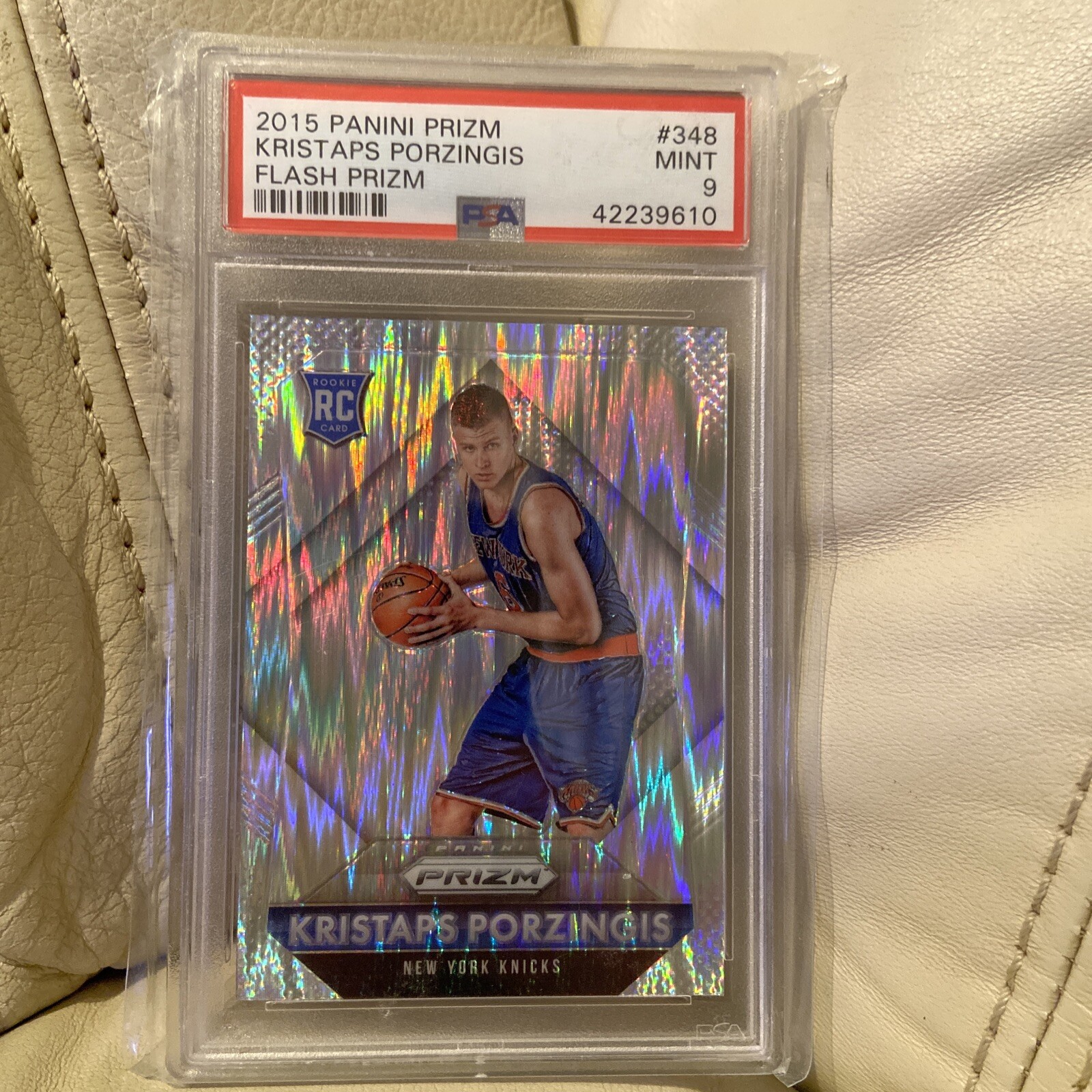 2015-16 Panini Prizm Kristaps Porzingis Flash Prizm PSA 9 Rookie RC