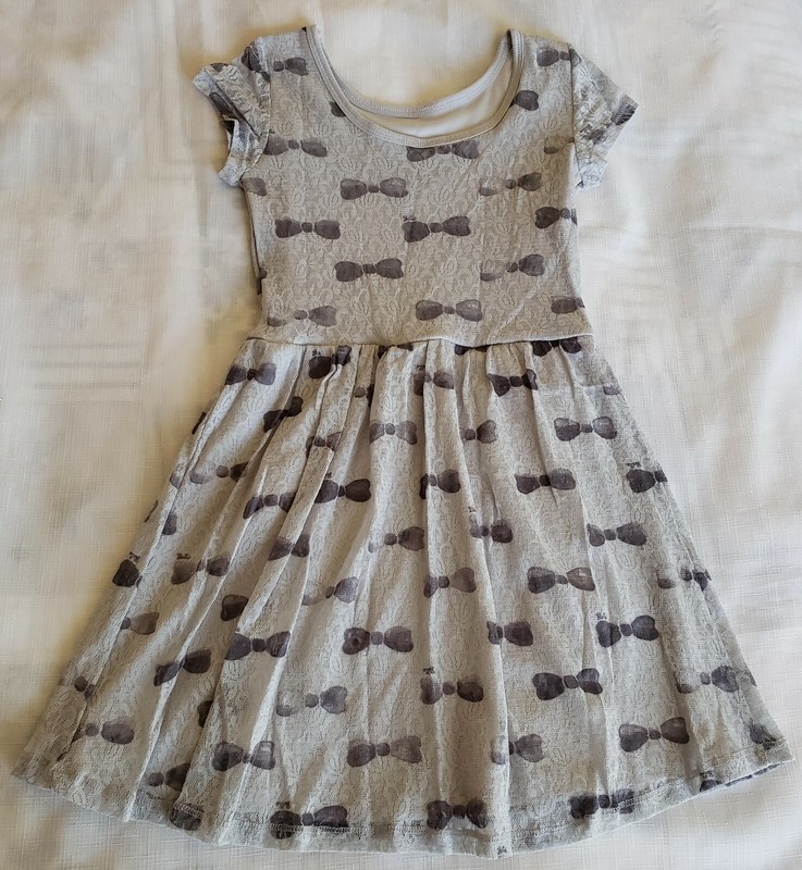 Girls Gray Snoopy Belle Dress with bows size Small