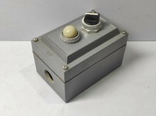 Allen Bradley 800H-2HZ4R Ser C Heavy Duty Enclosure Selector Switch With Indicat