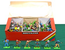 48 Britains Deetail Dismounted Cowboys 7650 mint in their counter pack box