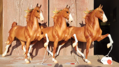 Breyer Traditional Breyerfest 2023 Stagecoach Surprise Chestnut Sabino *Two left