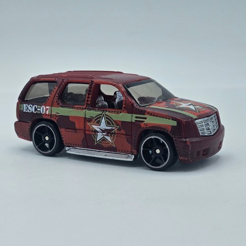 HOT WHEELS Color Shifters - Off Road to Undercover Cadillac Escalade 2007 - Picture 7 of 8