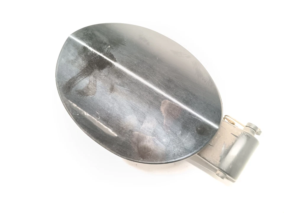 2015-2017 CHRYSLER 200 FUEL GAS TANK DOOR LID COVER AND CAP OEM, 68137578 - Image 2 of 4