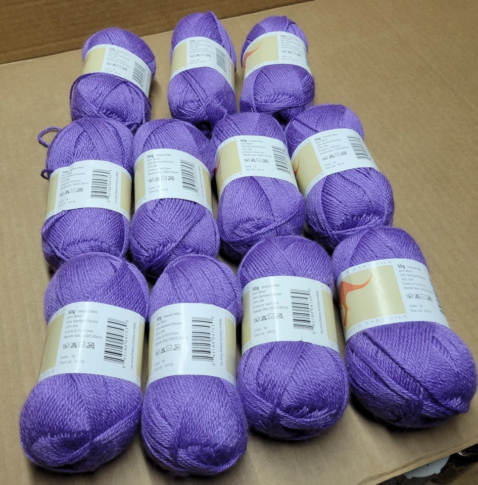 Queensland Joey's Baby Silk x11 lavanda 50 g 164 yds 60 % lana 20 % bambú 20 % seda Foto 2 de 4