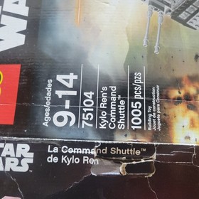 LEGO Star Wars: Kylo Ren's Command Shuttle 75104 - 100% Complete W/ Manual + Box