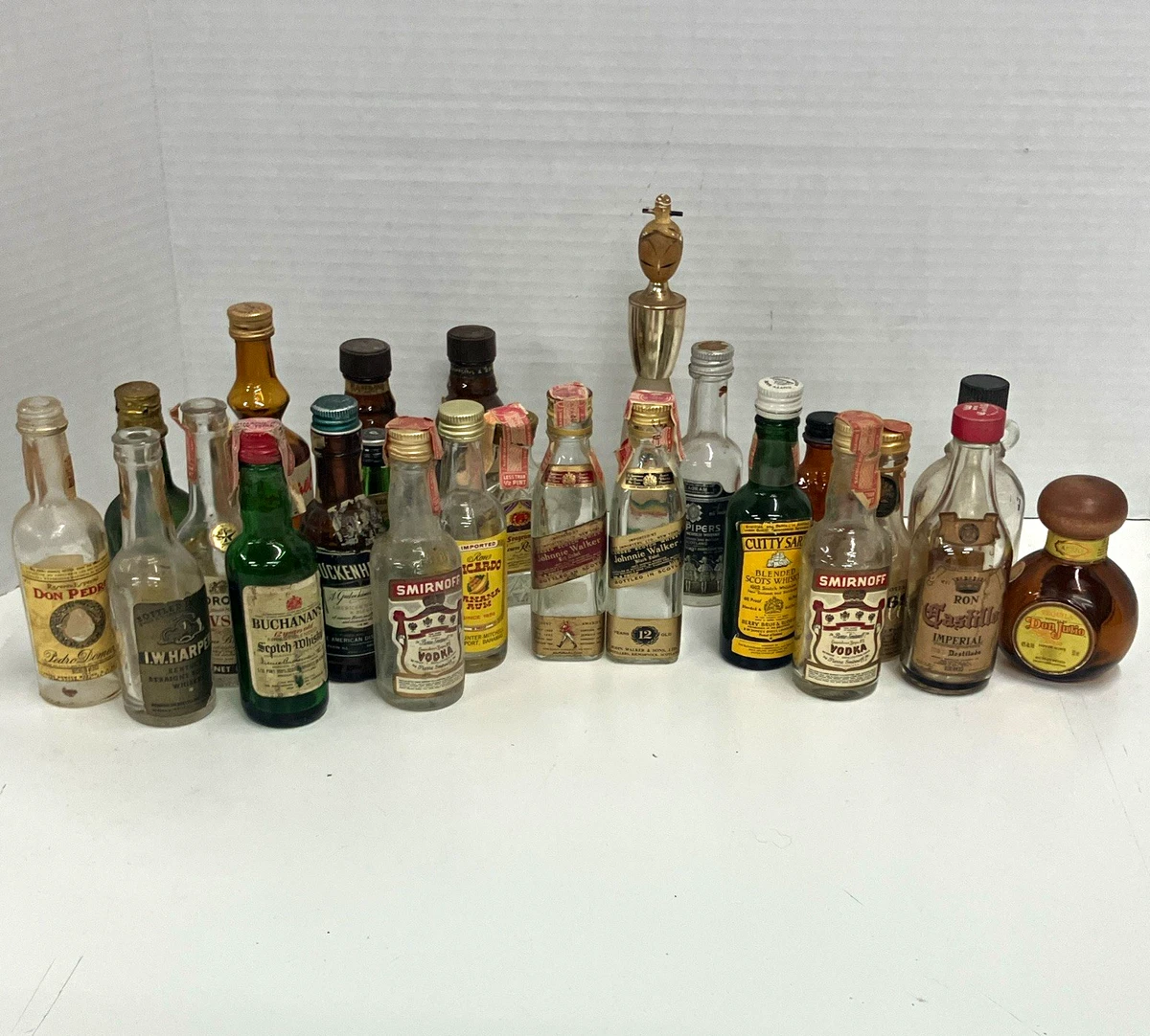 25+ Collectible Miniature Bottles (1900-Now) for sale | Updated