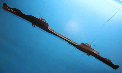 Leiste Frontleiste über Stoßstange vorne BMW E32 7er 730i Bj.1990