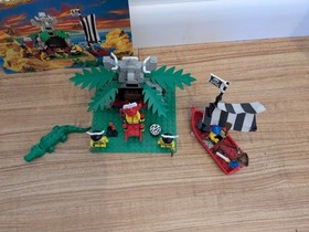 LEGO Pirates Islanders: King Kahuka's Throne (6262) 100% Complete w/ Manual