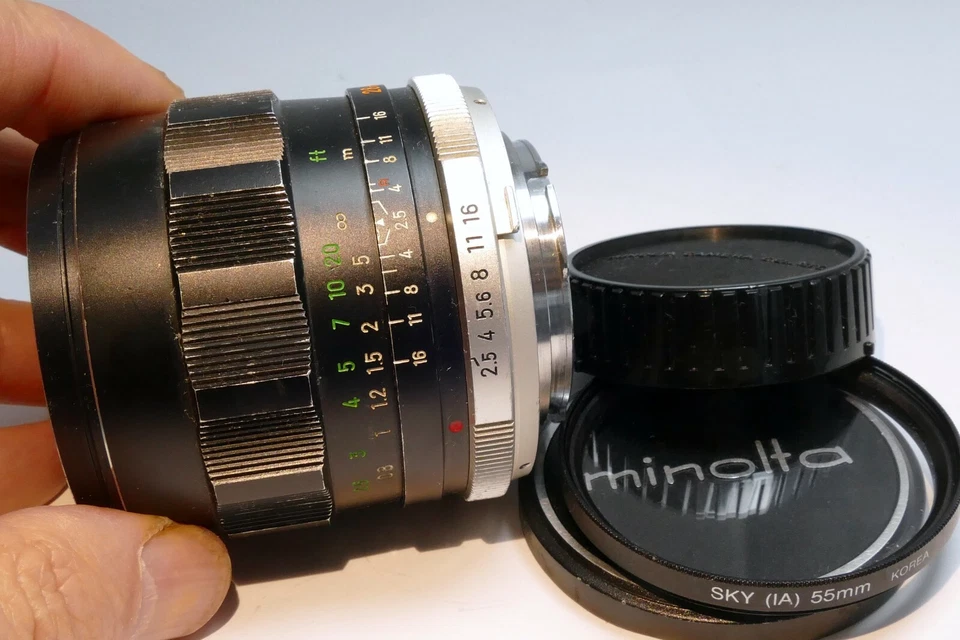  Lente Minolta 28mm f2.5 foco manual MC W Rokkor- SI (abertura lenta e poeira) - Imagem 2 de 4
