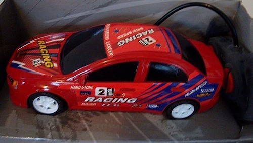 MITSUBISHI LANCER EVOLUTION,FULL FUNCTION R/C SPORTS CAR,27 MHz,RED,KIDS 5+,NEW - Picture 6 of 10