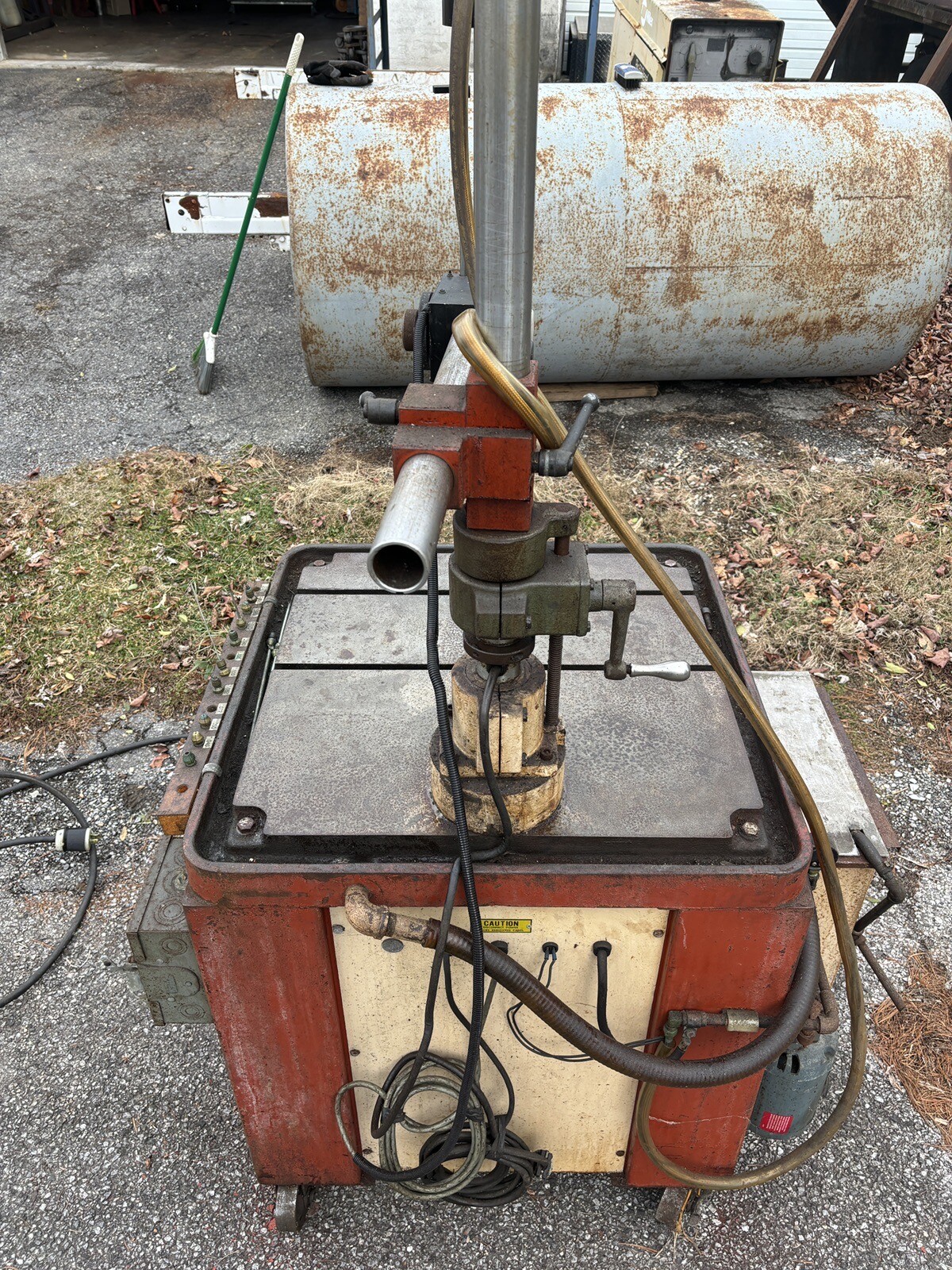 Uni-Tek (Electro Arc) 300sg Swivel Head Tap Disintegrator Servo Feed Head