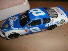 2006 8 Dale Earnhardt Jr Die Cast Oreo Ritz Chevy 1:24 Club Car 1 of 804