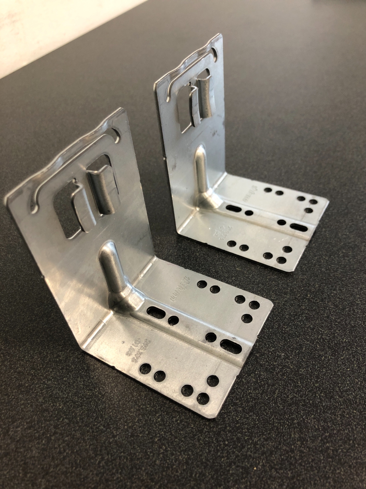 Blum TANDEM Series Rear Mounting Bracket for Cabinets - Pair - Zinc Plated
