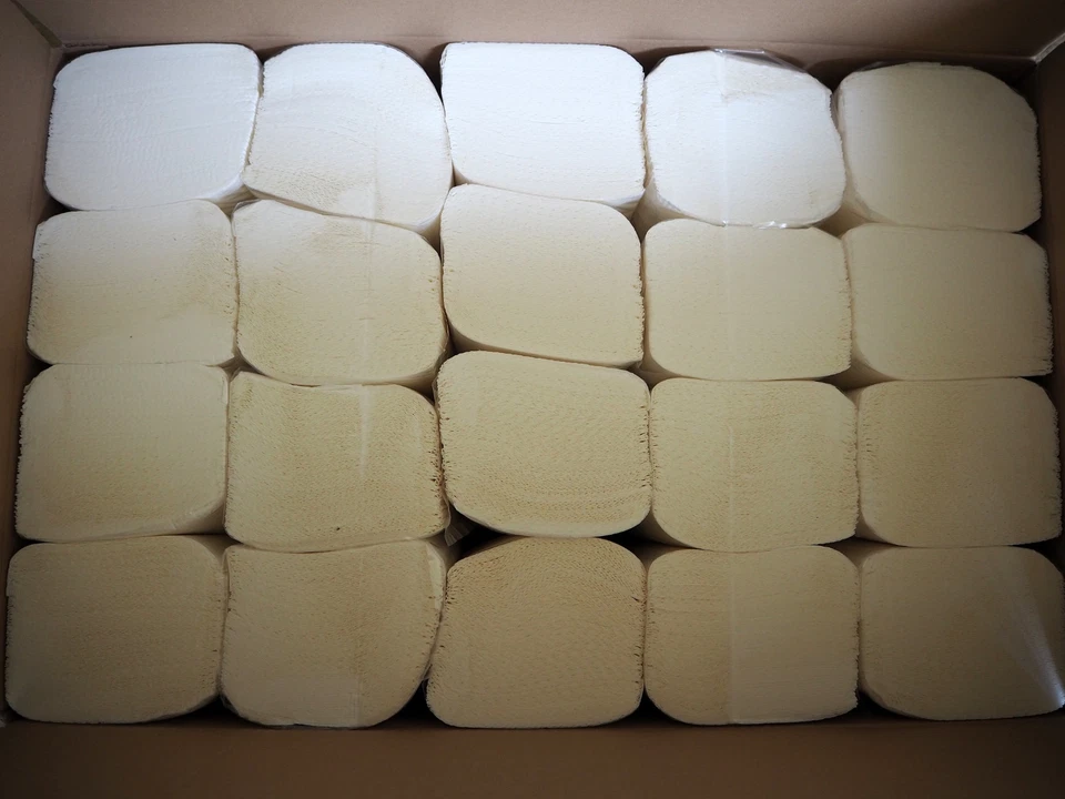  6400 Stk. Einmalhandtücher Papierhandtücher 25x23cm 2lagig weiß V-Falz(ZZ-Falz) - Bild 3 von 3