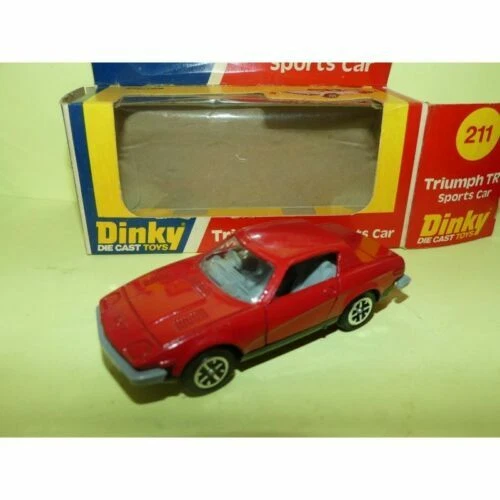 Voitures, camions et fourgons miniatures Dinky Plymouth