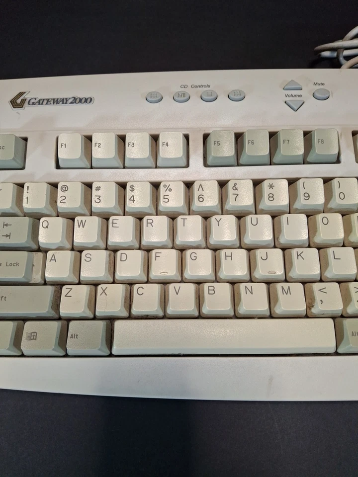Vintage Gateway 2000 Wired Computer Keyboard E06150US011-C PS/2 K6 - Image 4 of 4
