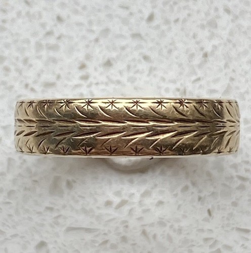Ring Größe L 9 kt Gold sehr hübsch gemustert Zigarrenband Stil 9k 375