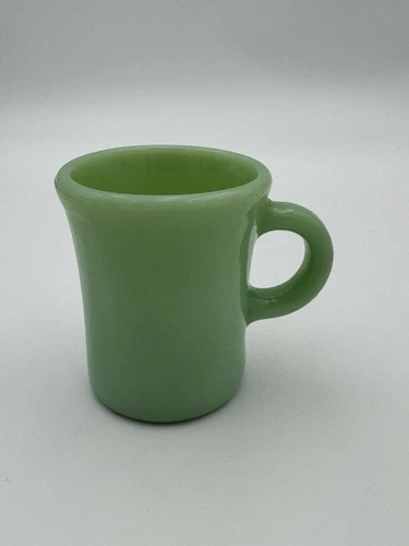 Vintage Jadeite Fire King C Handle Mug Thick Heavy Oven Restaurant Ware 3-1/2”