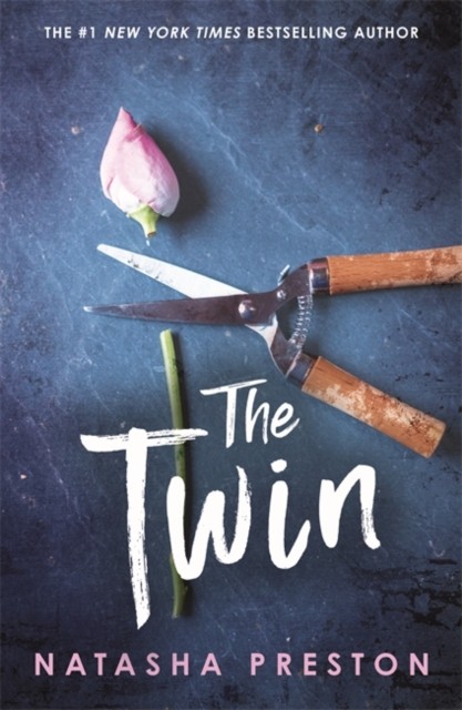The Twin by Natasha Preston (Paperback Book)
