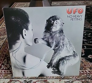 No Heavy Petting Ufo | eBay