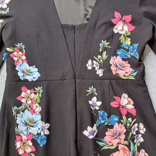 Review Dress Womens 16 Black Floral Flared Sleeve Lined Party Elegant Luxury - Picture 8 of 14
