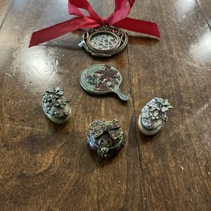 Lot Of 5Jay Strongwater Items  3 Crystal Butterfly Pill Boxs 1 Mini Mirror + 1