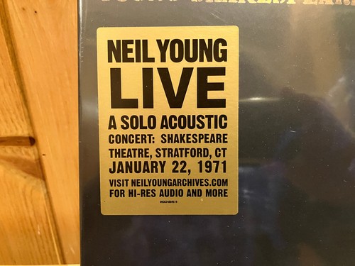 NEIL YOUNG - YOUNG SHAKESPEARE vinyl record reprise 2021 LIVE SOLO 1971 sealed - Picture 3 of 4