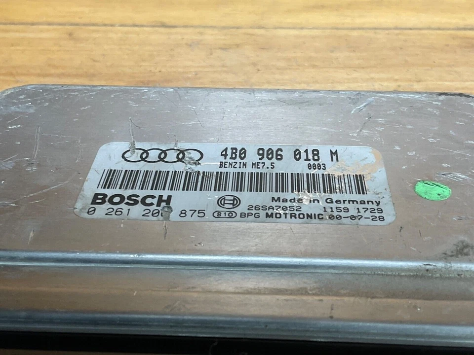 Módulo informático motor Audi A4 2001 ECU ECM 4B0 906 018 M Foto 4 de 4