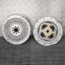 Toyota RAV4 XA40 Gearbox Dual Mass Flywheel 7K302286 7NN 2.5Hybrid 114kw 2015