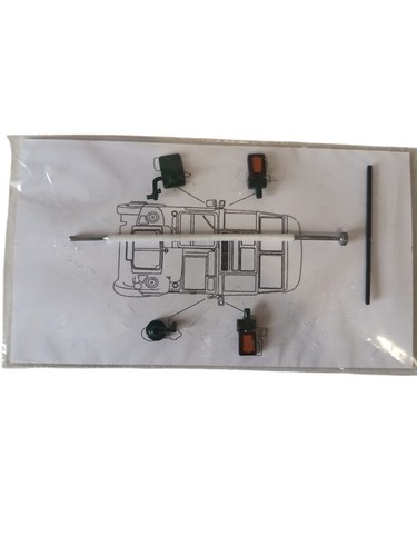 Green Routemaster Mirrors, Indicators, Stancheon and Bonnet Prop. 1.24 scale - Picture 5 of 5