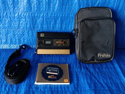 Vintage KODAK DISC 8000 CAMERA w/ Carry Case Manual WORKS