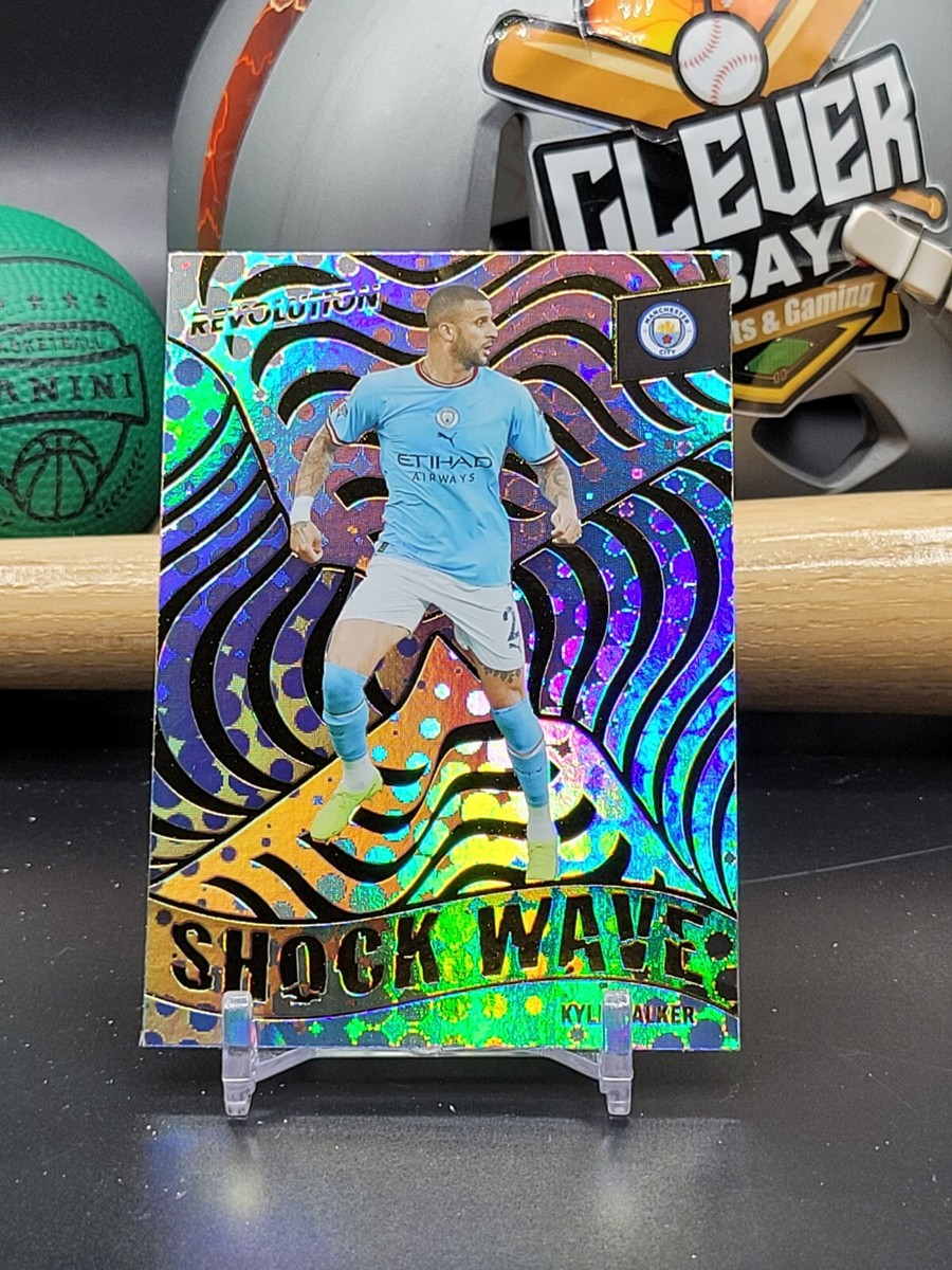 マンチェスター・シティ カイル・ウォーカー 23/24シーズン 極美品 Kyle Walker 2023-24 Topps Manchester City Team Set GOLD FOIL