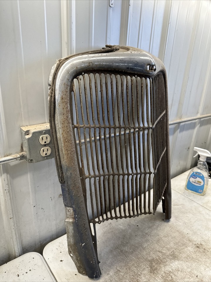 1935 Ford V8 Flathead Radiator Grille Shell Shroud Emblem Original ...