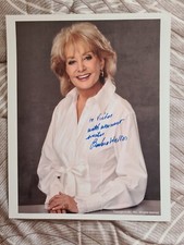 Barbara Walters (The View / Anchor) - Signed / Autographed Glossy 8x10 Photo