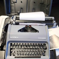 Nadex Coins Pioneer Gray manual typewriter w/ hard case - untested thumbnail