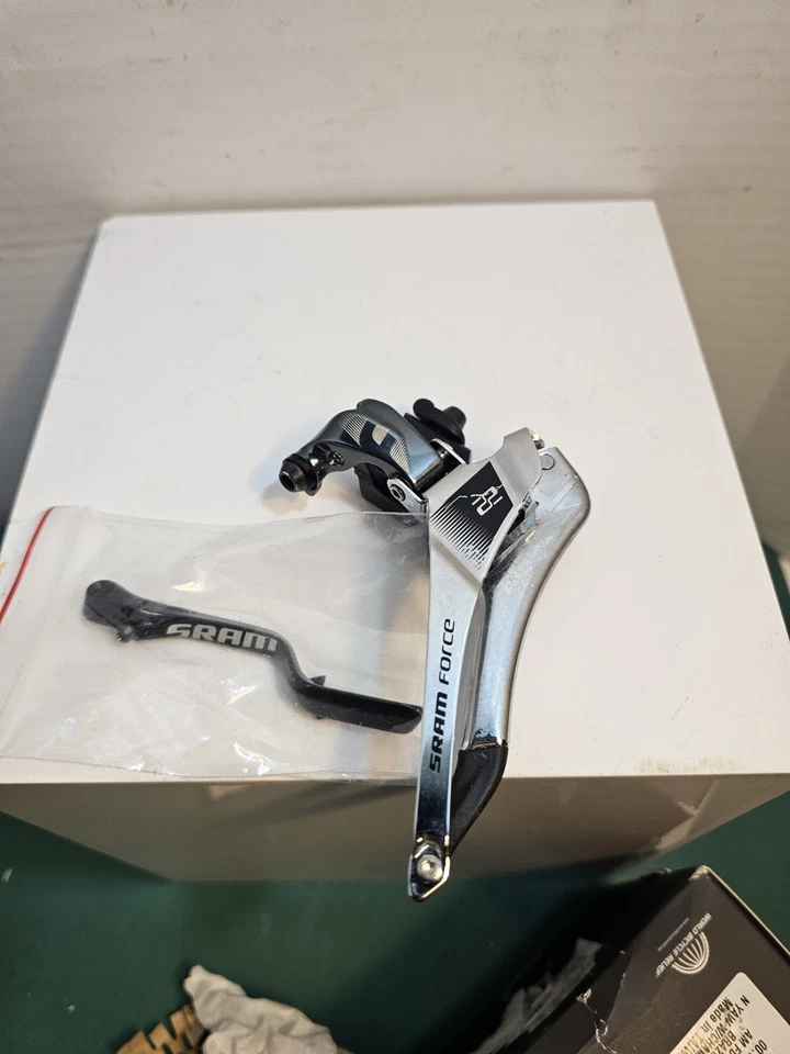 SRAM Force22 Front Bicycle Derailleur, Speed 2x11 - Black 00.7618.038.000 - Image 2 of 4