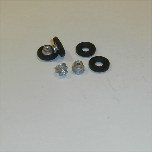 Corgi Toys 341 Mini Marcos Set of 4 Golden Jack Wheel Hubs & Tyres - Picture 2 of 4