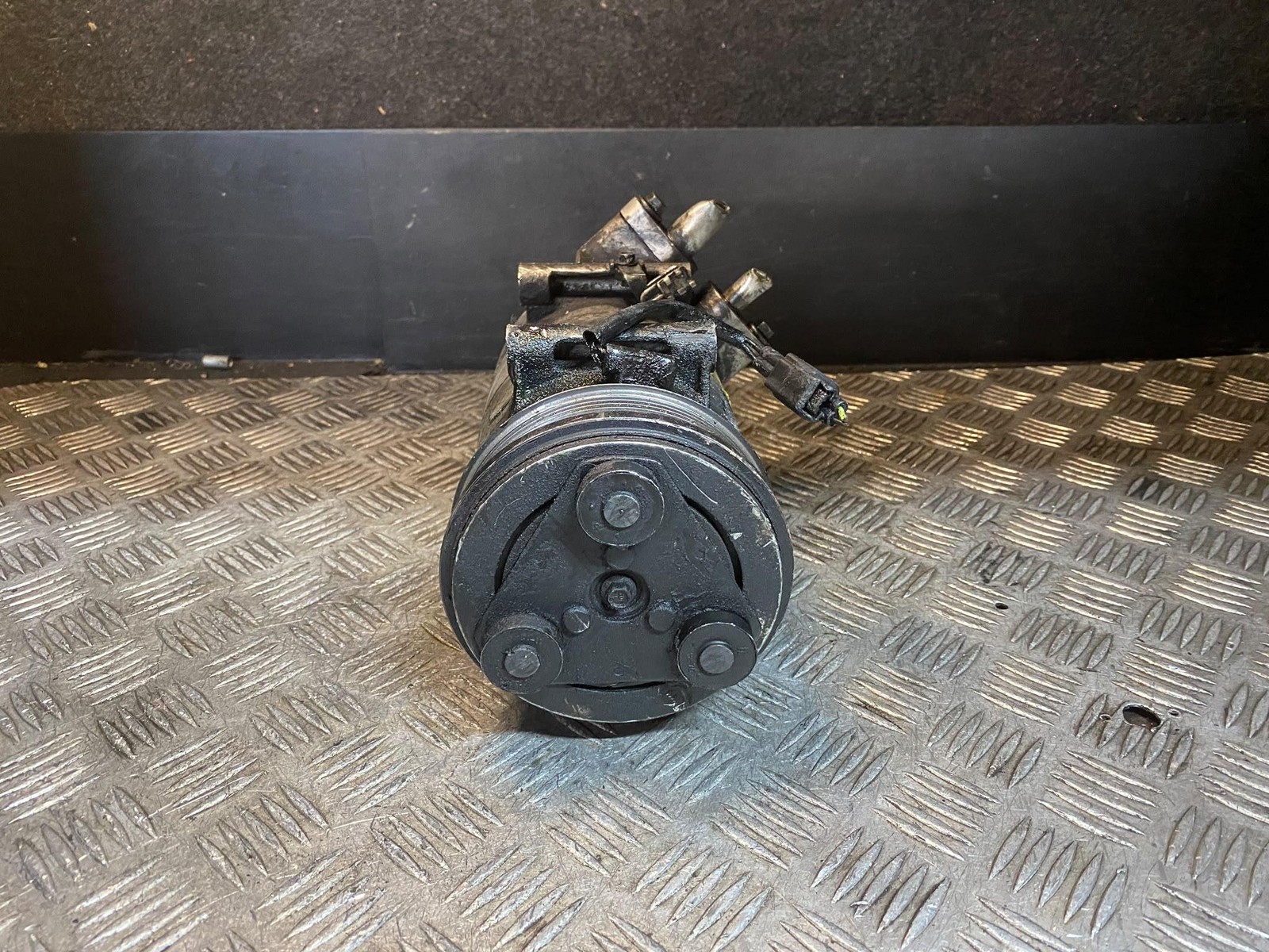 COMPRESSORE A/C PER FORD C - Max Serie GPDA, HHDA, HHDB Diesel 1600 (07>10)