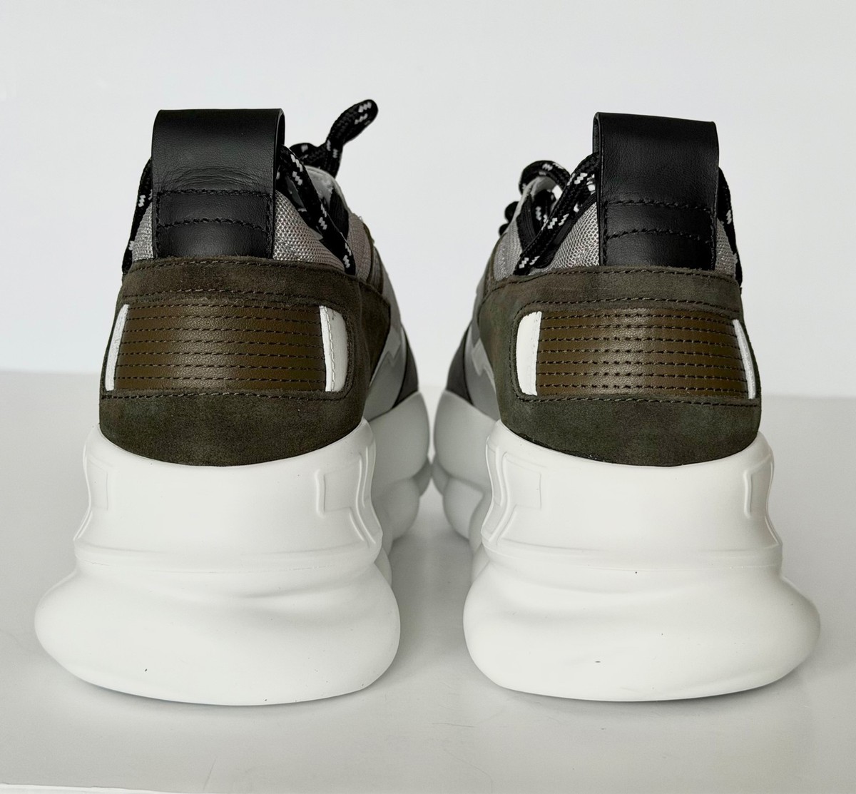 Versace Men\'s Chain Reaction Chunky Sneakers Gray 13.5 US (46.5) 1021575 IT NIB Versace Chain Reaction Chunky Sneakers Black/Blue 13 US (46  main image 3